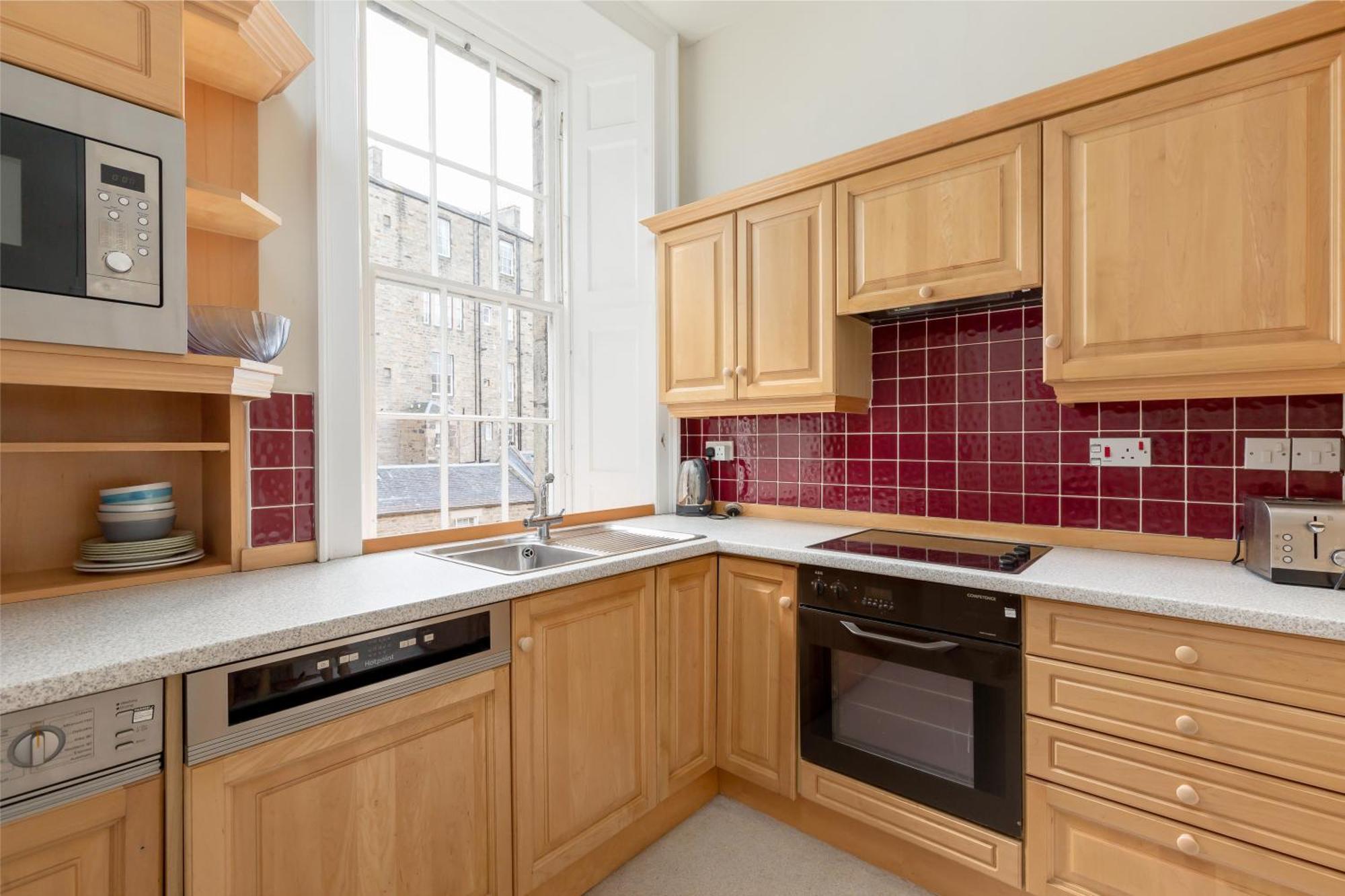 Light And Spacious 2 Bedroom Flat In Heart Of Эдинбург Экстерьер фото